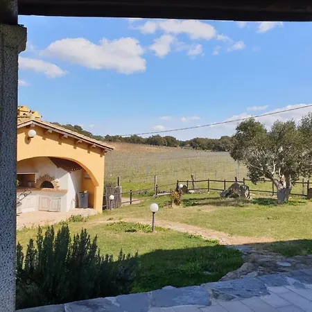 Cantina Perandria Bed & Breakfast Monti